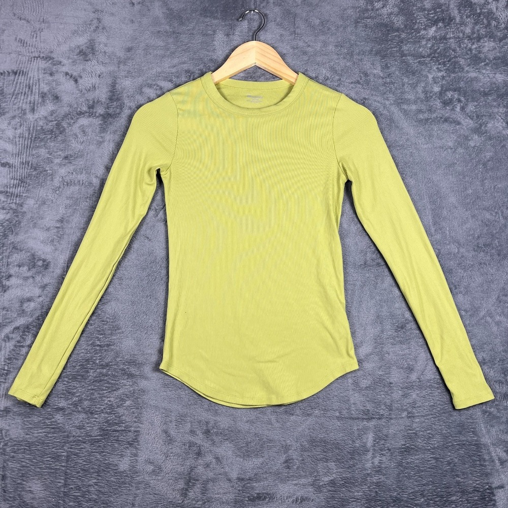 No Boundaries Top Womens 2XS Lime Green Ribbed Knit Crew Neck Curved Hem Casual